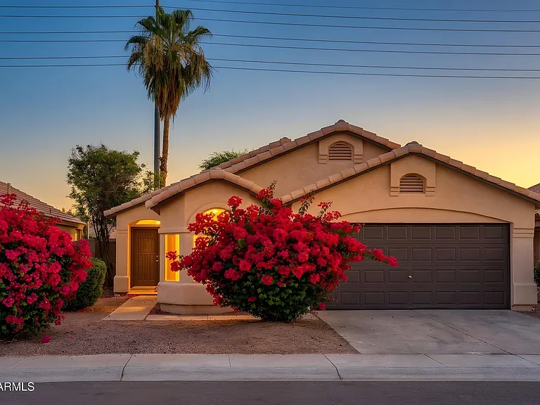 3321 W Gary Dr — Photo 5