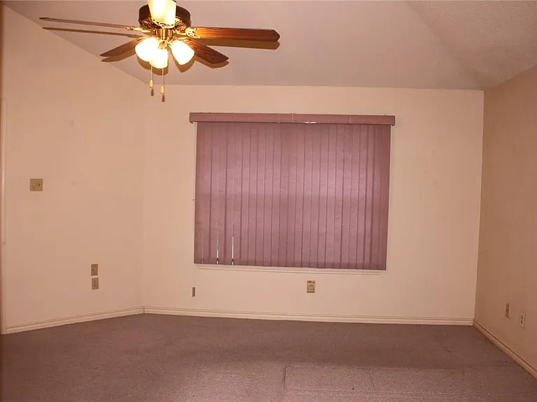 2141 Surrender Ave — Photo 30
