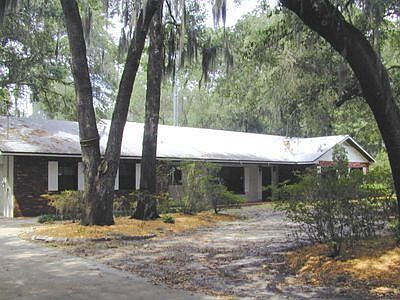 1st image of 3845 Eddie Dr