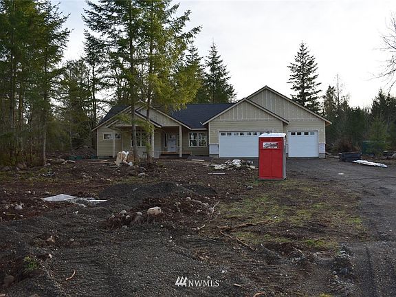 2nd image of 14035 Rainier View Lane