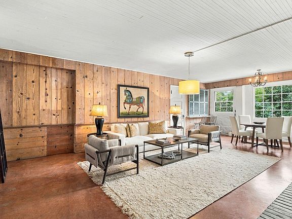 4th image of 825 Rockbridge Rd