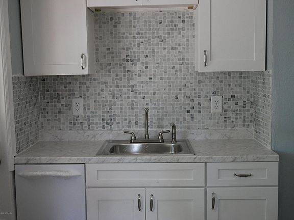 2nd image of 2237 Home Park Cir W