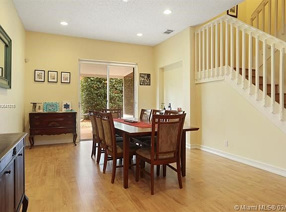 3rd image of 4984 SW 35th Ter