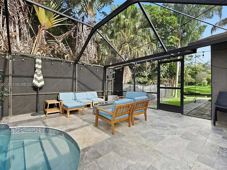 4470 SW 105th Ave — Photo 32