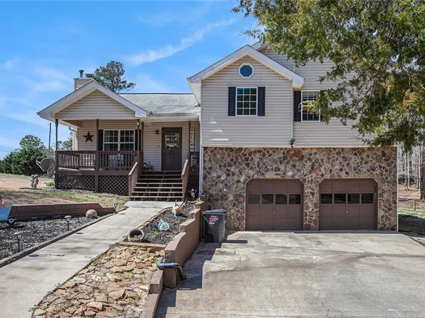 17 Stonehedge Dr, Dawsonville, GA 30534