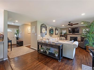 8304 Natalie Ln, Canoga Park, CA, 91304
