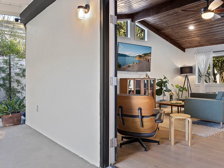 251 N Encinal Ave — Photo 17