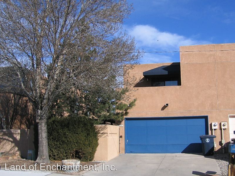 1st image of 3009 Cutler Ave NE