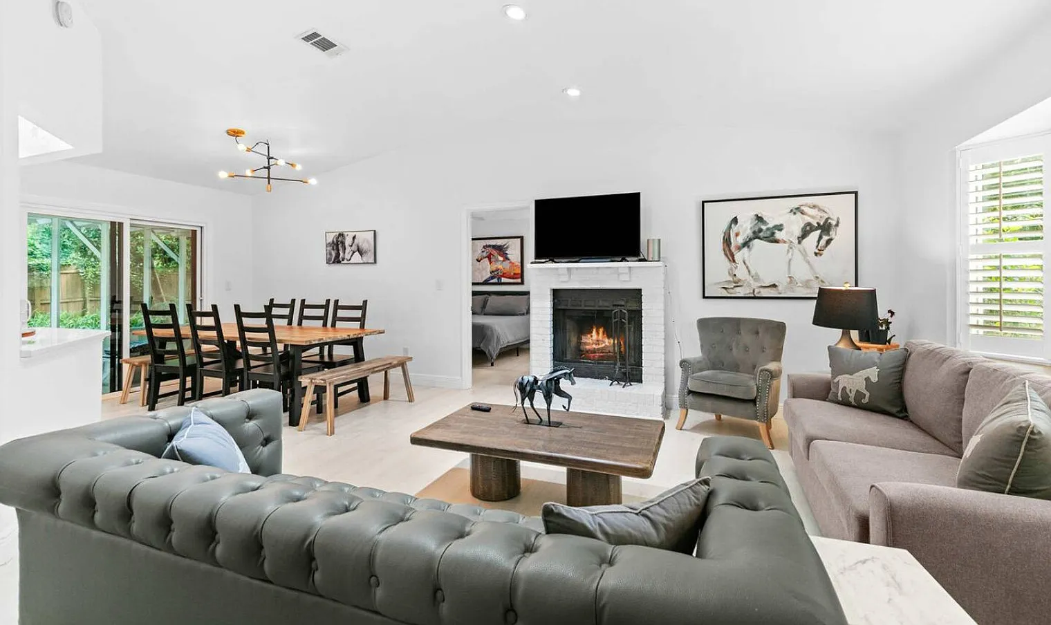 3 bed, 2.0 bath, 1399 sqft, $7,194 — Photo 2