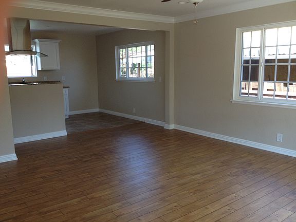5th image of 10951 Milano Ave