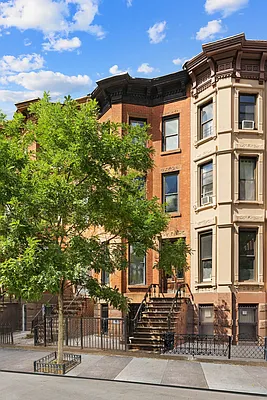 Sold by Compass | media 15