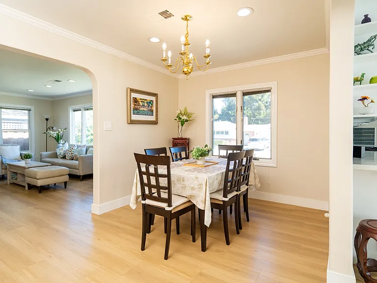1078 Fairfield Ave — Photo 25