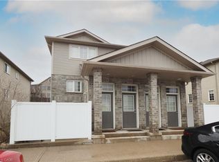 240 Westmeadow Dr #12B, Kitchener, ON N2N 0A1