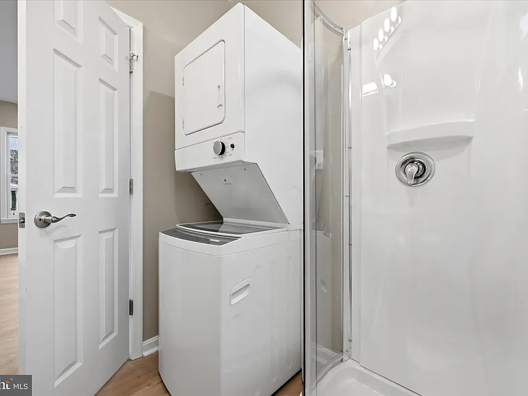 222 S Kent St — Photo 12