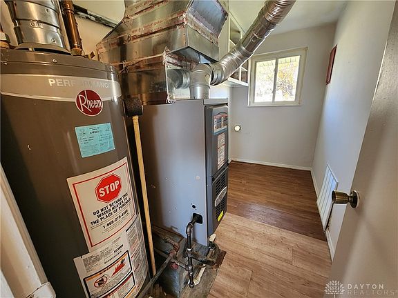 5th image of 7151 Saffron Dr