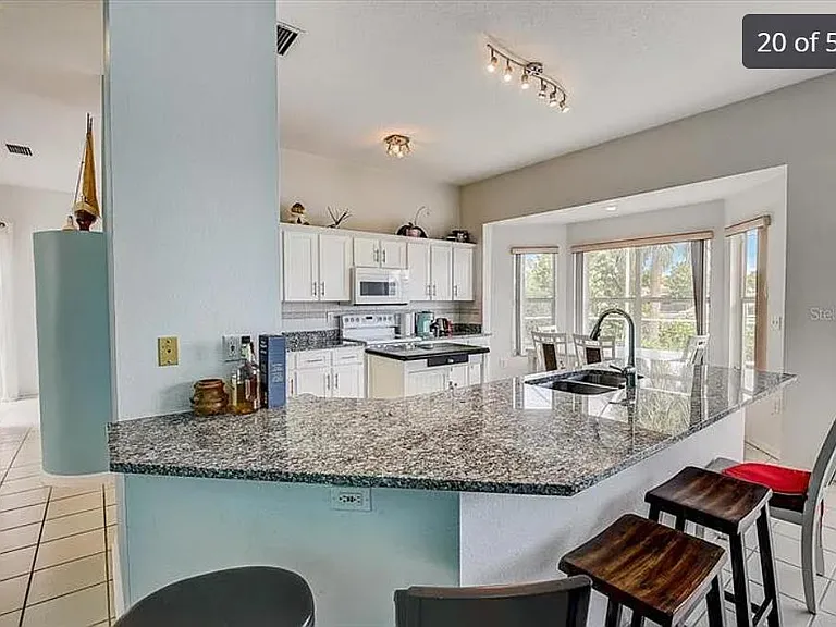 10621 Hatteras Dr — Photo 9