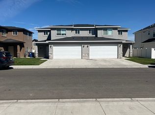 1032 Frank Henry Rd, Twin Falls, ID 83301