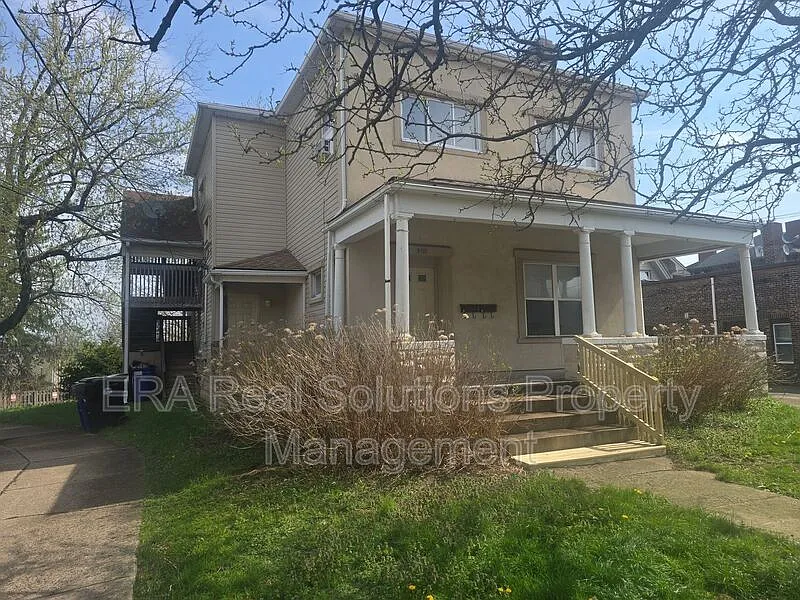 Building Photo - 3816 Upper #Unit