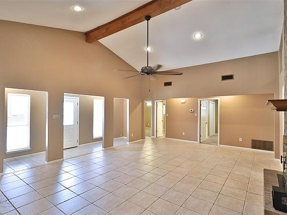 5th image of 5017 Robertson Dr