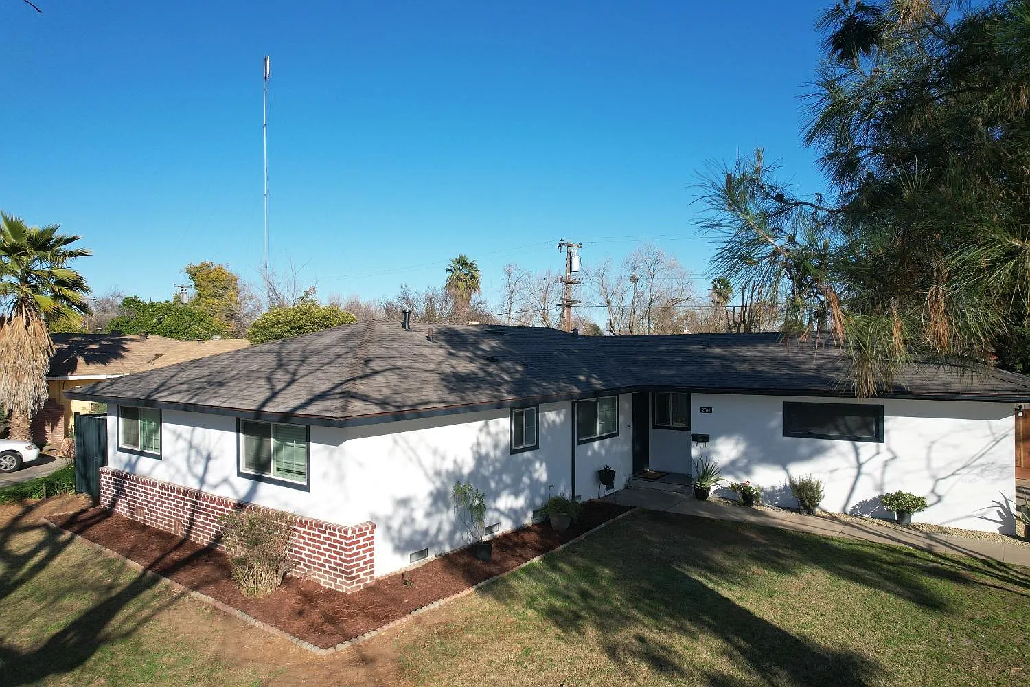 2708 Glen Ave photo 1