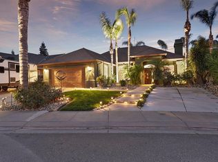 6508 Graybark Ln, Hughson, CA 95326