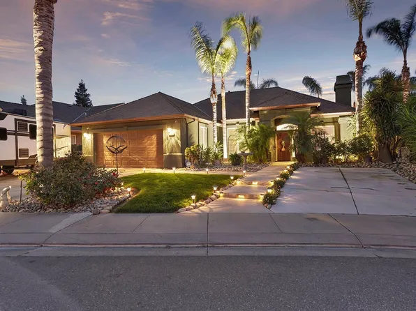 6508 Graybark Ln, Hughson, CA 95326