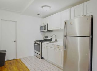 678 9th Ave #4B, New York, NY 10036