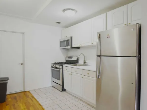 678 9th Avenue image 1 of 3