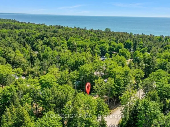 68 Beauremi Rd, Tiny, ON L0L 2J0