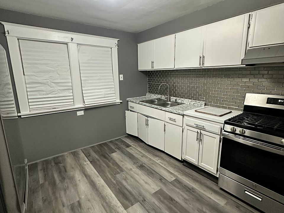 1st image of 216 Condon Ave #1