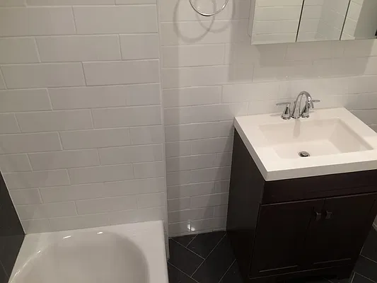 Rented by CVEK Real Estate | media 10