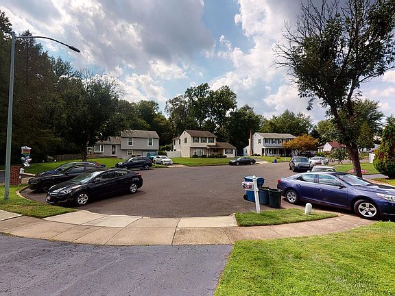 3rd image of 5707 Mary Ann Ct