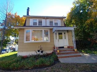 118 Shepard Ave, Teaneck, NJ 07666