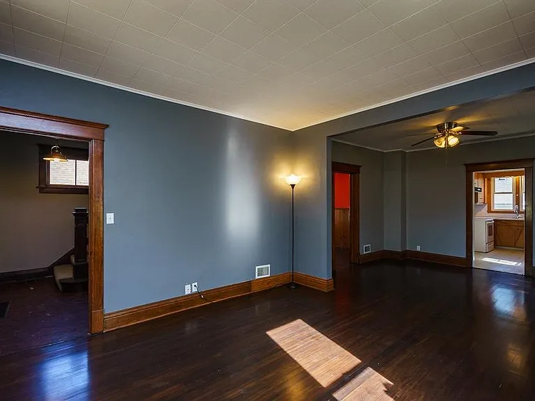 3302 Vinton St — Photo 13