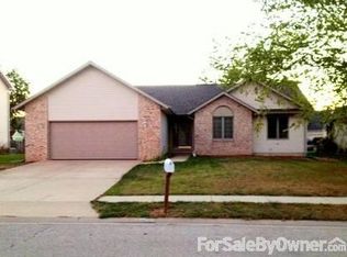 2105 Finch Haven Ln, Springfield, IL 62711