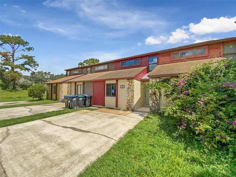2764 Gray Fox Ln — Photo 12