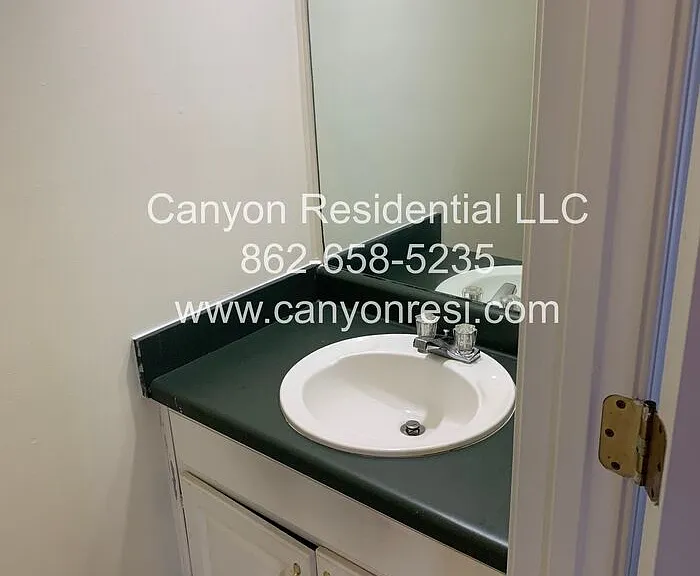 125 Bay Court Dr — Photo 7