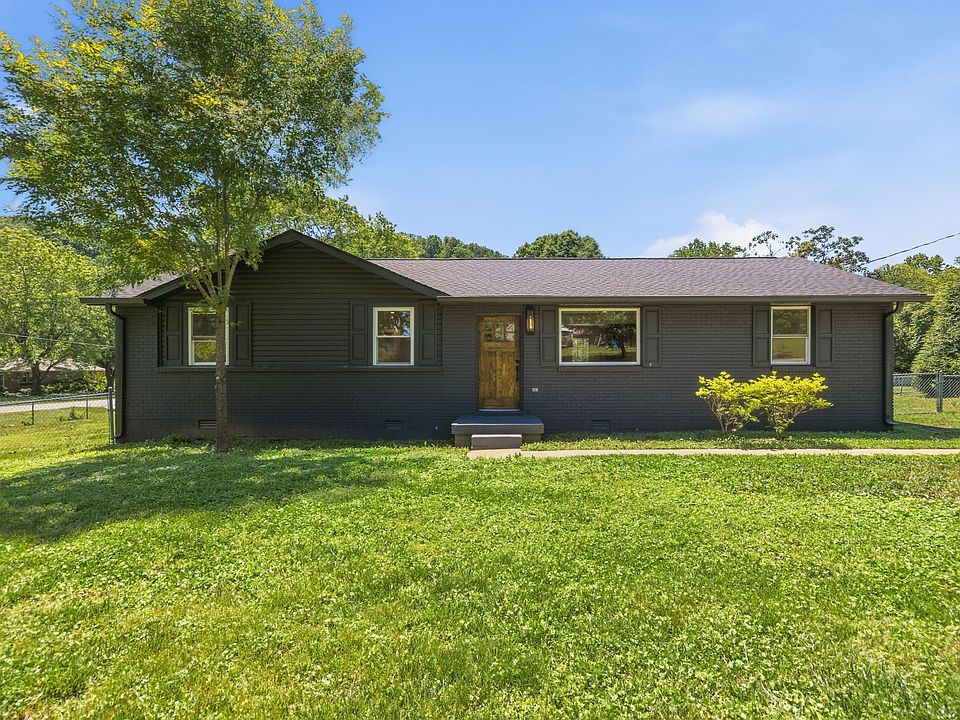1st image of 225 Garcia Dr