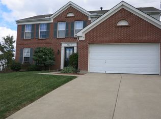 3840 Golden Meadow Ct, Amelia, OH 45102