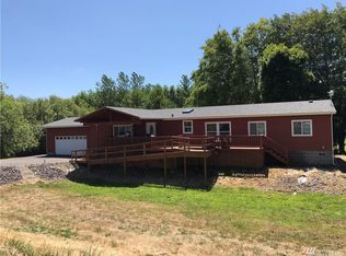 467 W Birnie Slough Rd, Cathlamet, WA 98612