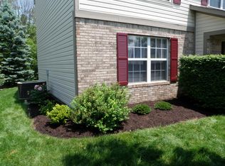 6295 Valleyview Dr, Fishers, IN 46038