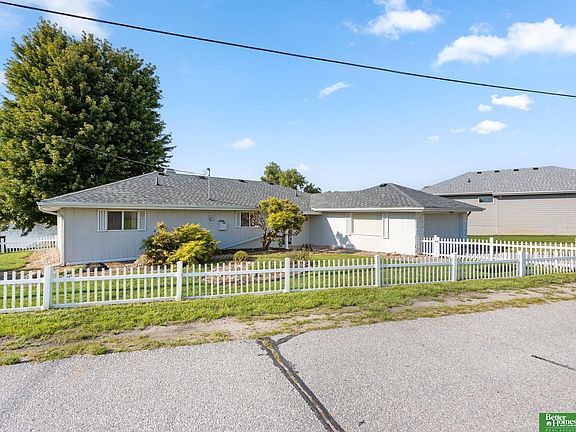 3rd image of 2702 Annabelle Dr