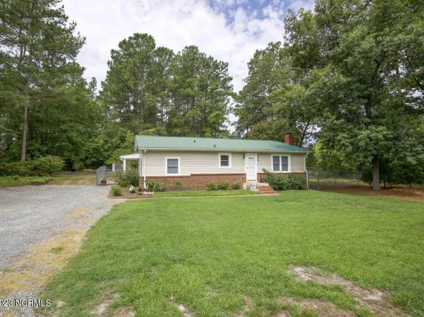 7372 Beulah Hill Church Road, West End, NC 27376