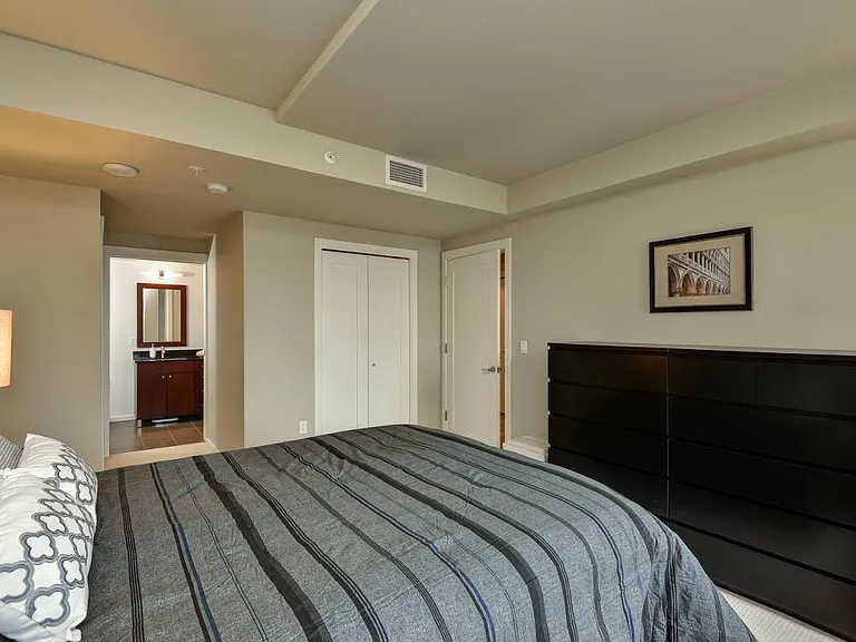 81 Clay St #621 — Photo 16