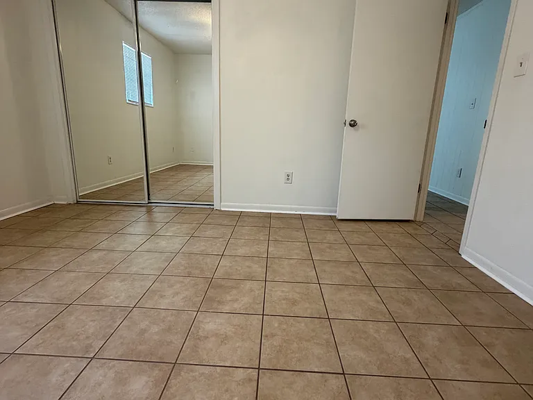 8650 Jernigan Rd #36 — Photo 3