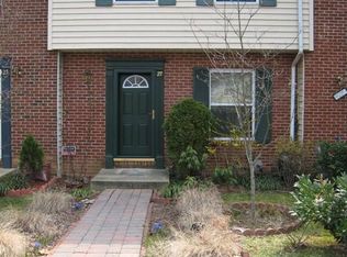27 Running Ct, Baltimore, MD 21221