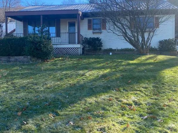 170 Green Grove Rd, Scott Township, PA 18447