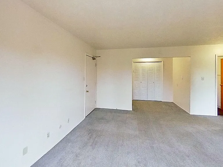 Briarwood Apartments — Photo 12