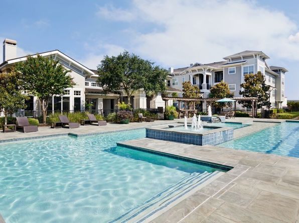 11743 Northpointe Blvd APT 1531