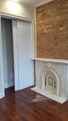 Rented by Elite NY Holdings | media 25